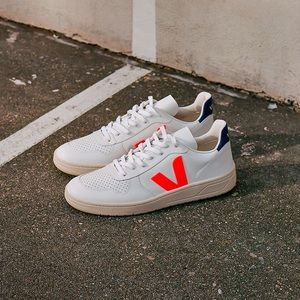 Veja | V-10 Leather Sneaker White Orange-Fluo Cobalt EU 38